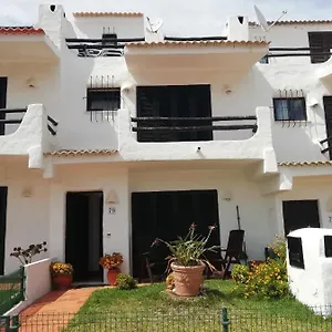 Moradia T2+1 Com Piscina Сasa de vacaciones